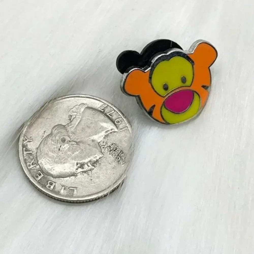 🔮 5/$25 Disney Winnie‎ The Pooh Baby Tigger Pin